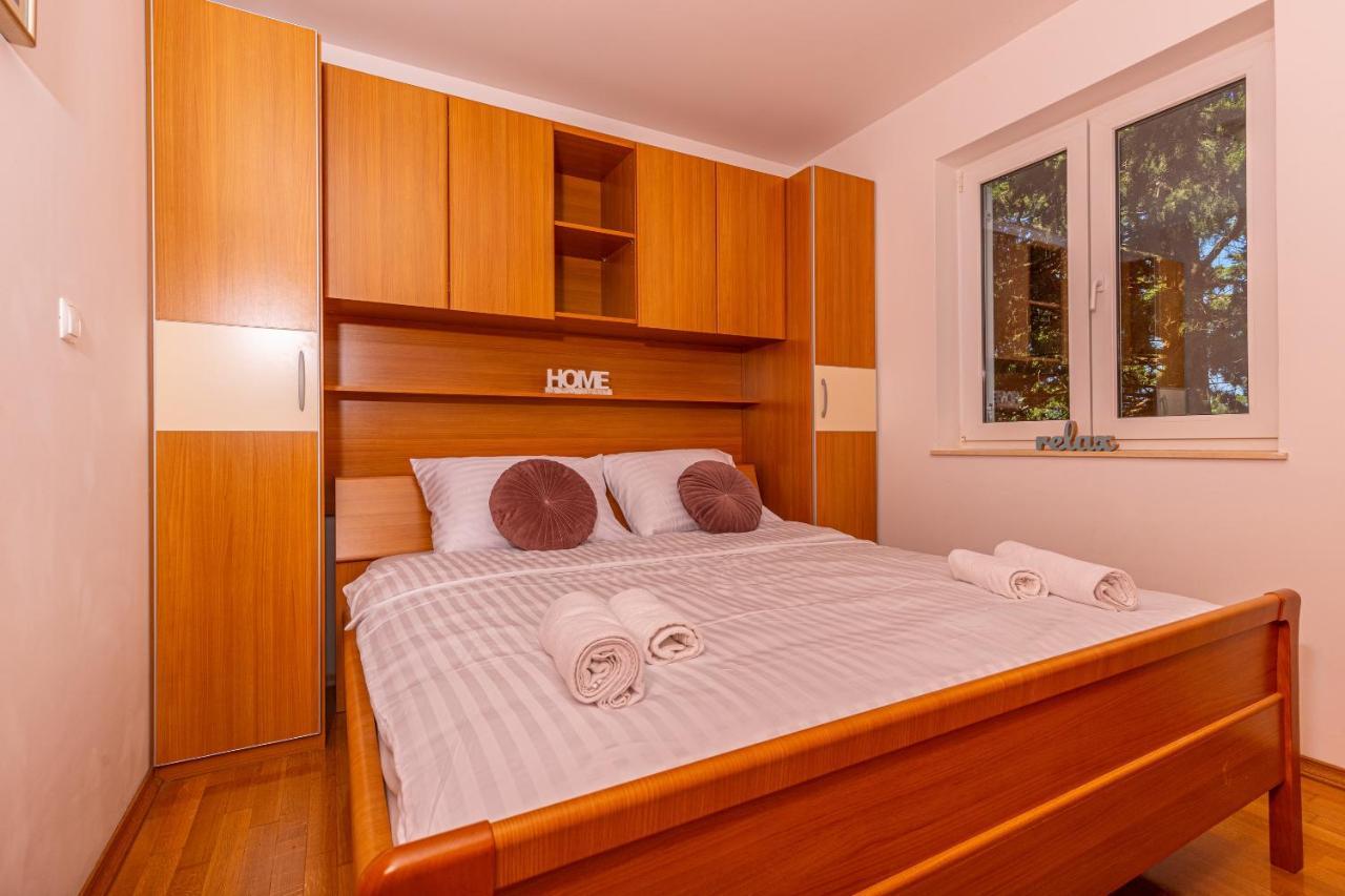 Apartmani Maya Selce Kültér fotó